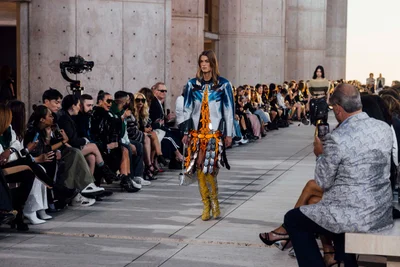 Look 13